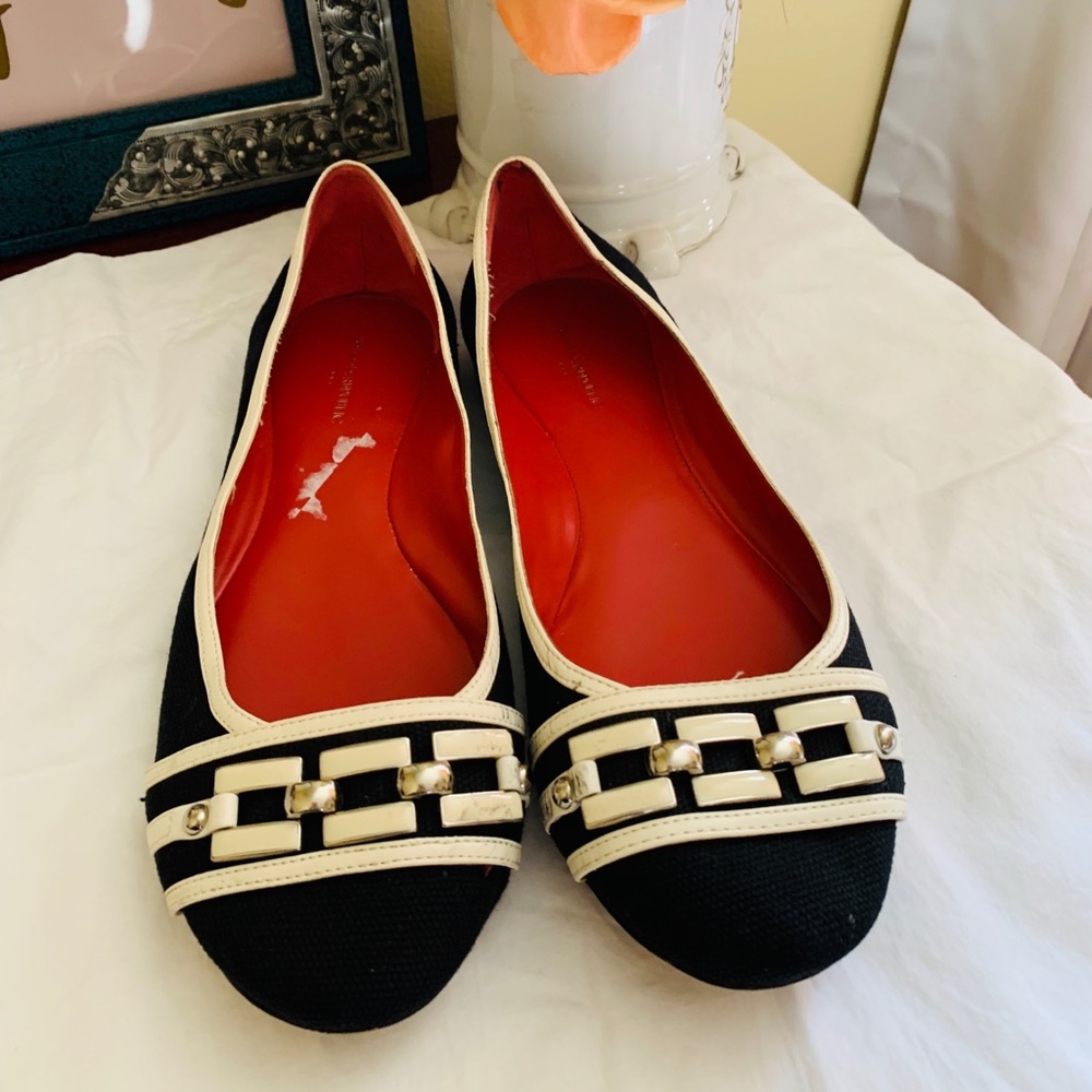 Banana Republic Black Linen Flat